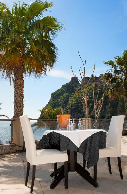 Elihotel SantʼAlessio Siculo Exterior foto